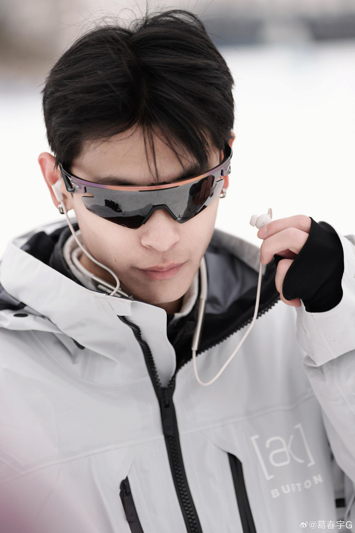 体育软件-葛春宇奥运首秀失利，坦言紧张与伤痛影响发挥|AC米兰|米兰冬奥会|冬奥会|资格赛|单板滑雪_新浪体育_新浪新闻