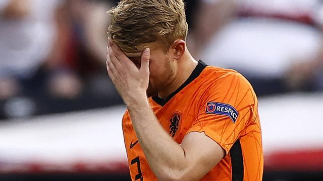 开云体育下载-“排球王子”重现江湖 德利赫特挨的骂看来还不够